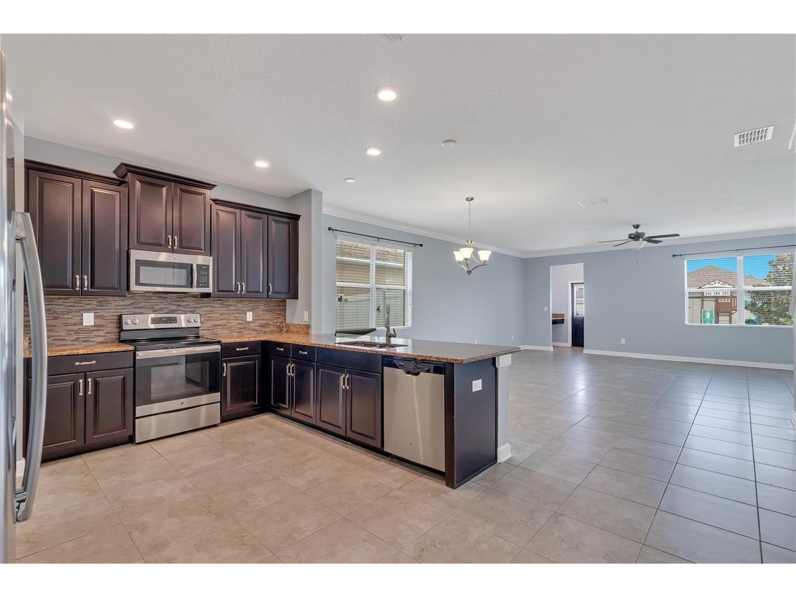 9892 Pecan Hickory Way Orlando FL 32832 O6415443 image6