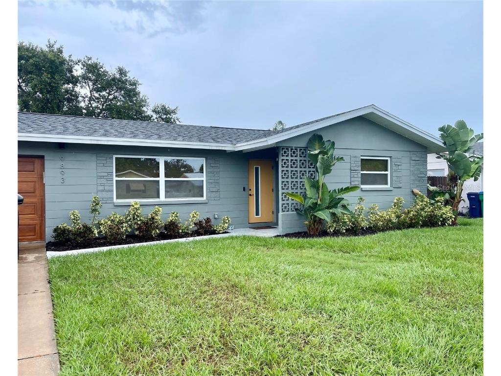 9893 111th Street Seminole FL 33772 TB8346094 image1