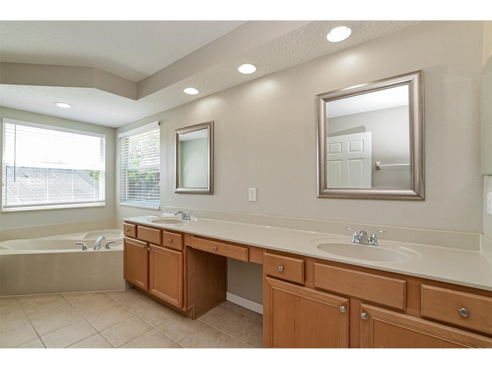 99 Jake Court Ocoee FL 34761 TB8506275 image18