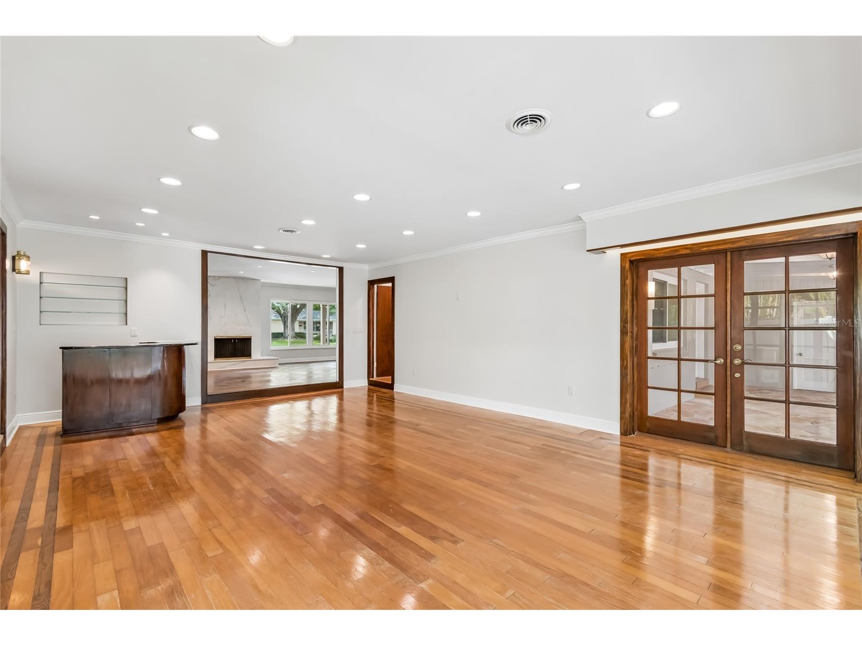 99 Ladoga Avenue Tampa FL 33606 TB8494533 image36