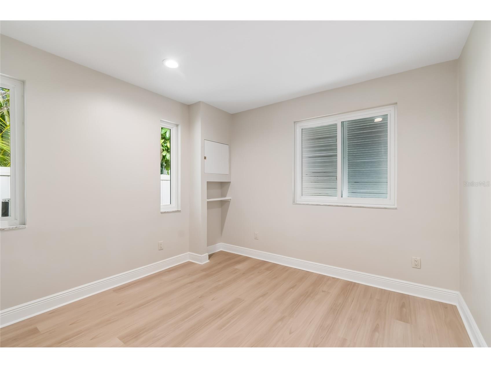 99 Ladoga Avenue Tampa FL 33606 TB8494533 image43