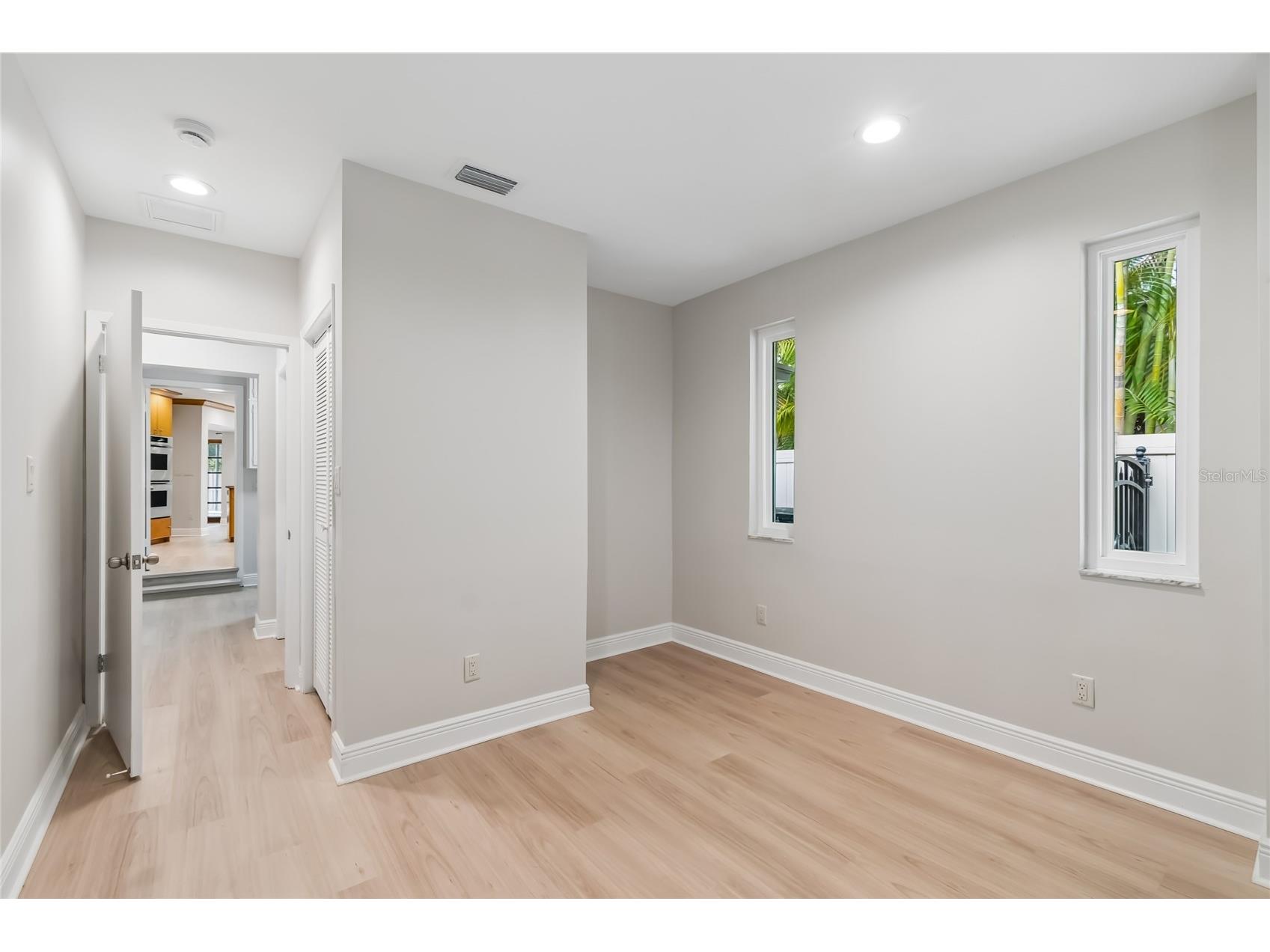 99 Ladoga Avenue Tampa FL 33606 TB8494533 image44