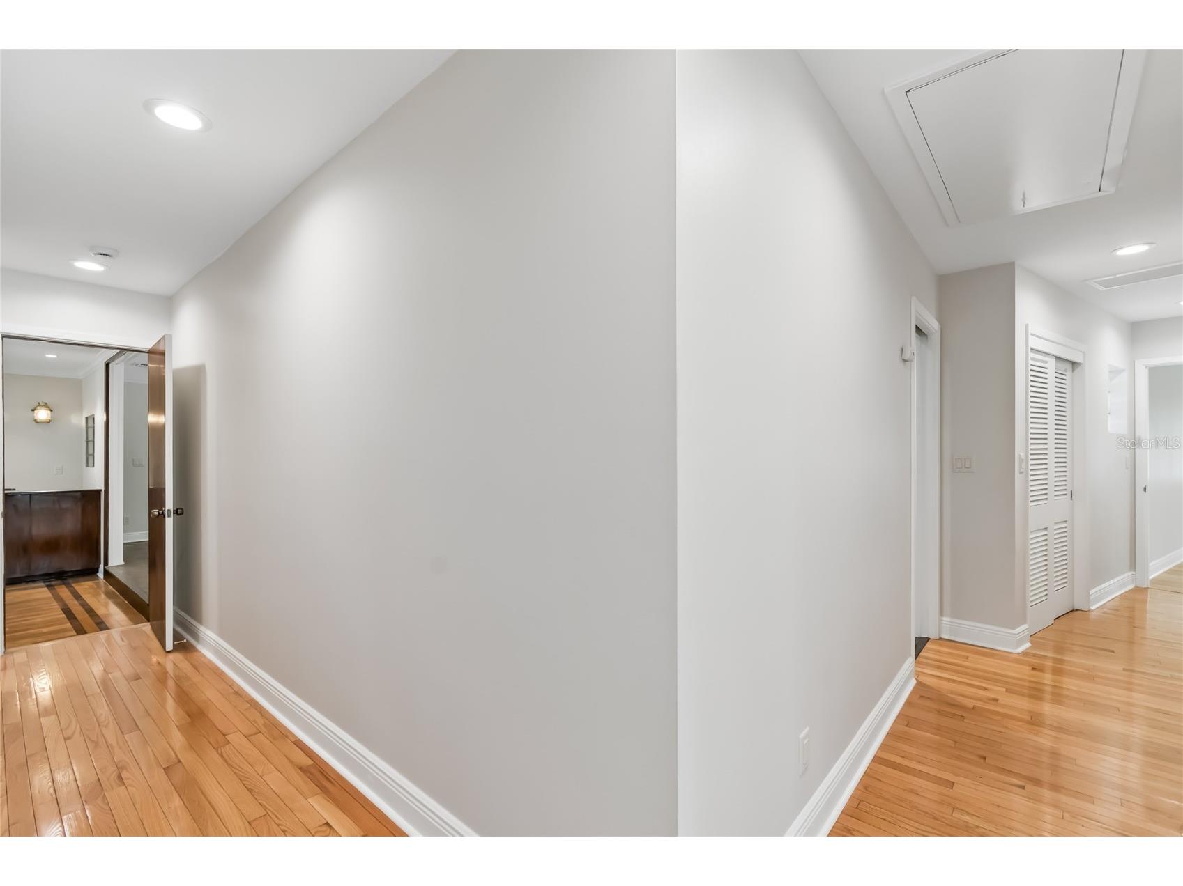 99 Ladoga Avenue Tampa FL 33606 TB8494533 image62