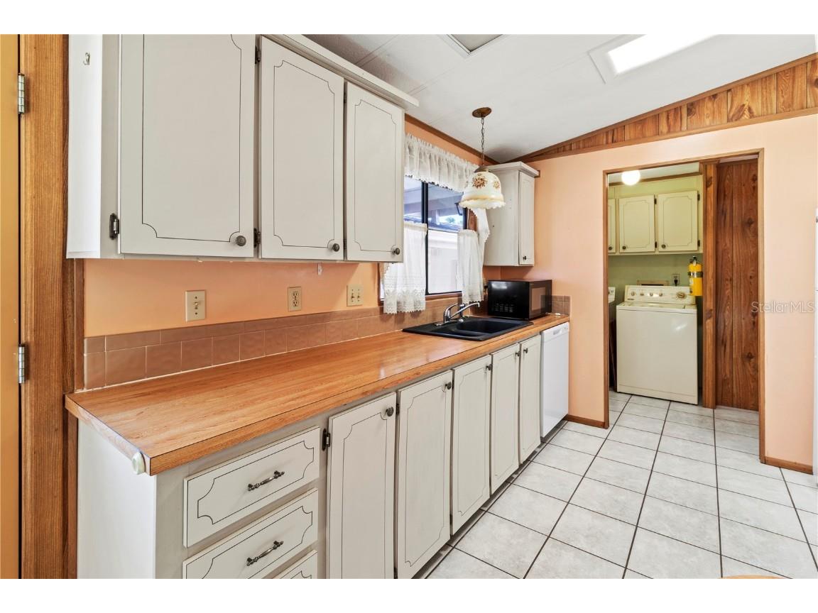 99 Meadow Circle Ellenton FL 34222 A4659827 image13