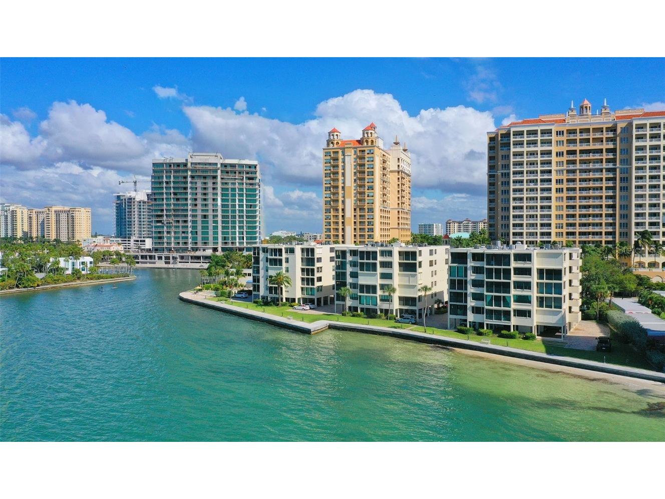 99 Sunset Drive #102 Sarasota FL 34236 A4648259 image1