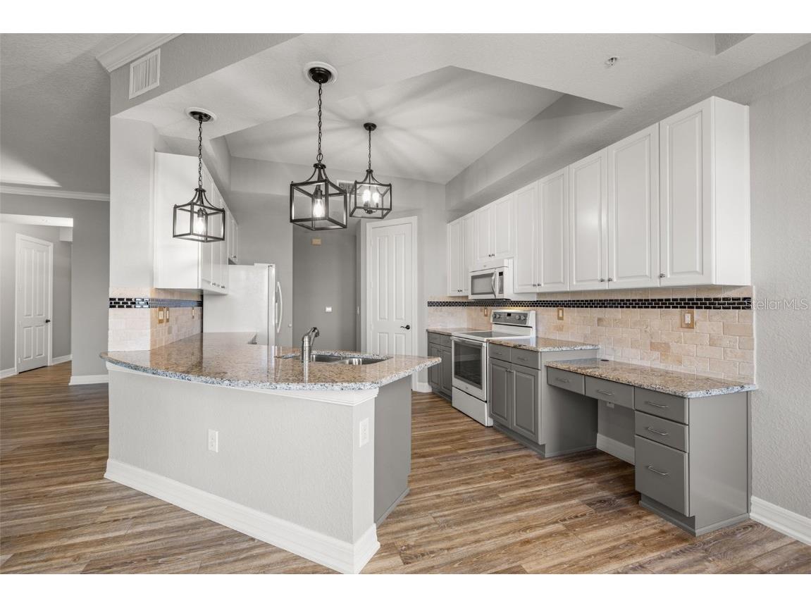 99 Vivante Boulevard #305/9935 Punta Gorda FL 33950 TB8456704 image12