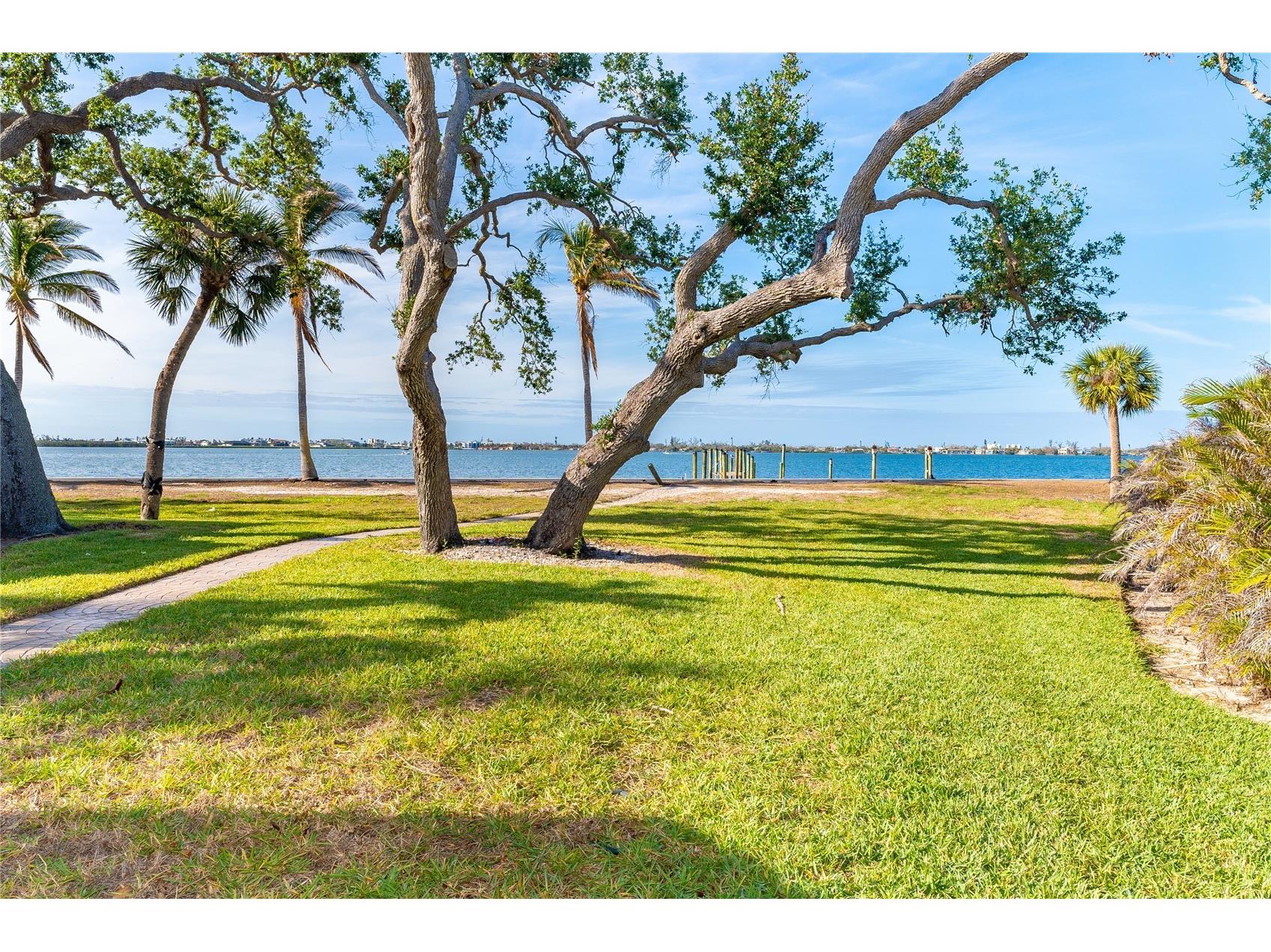 99 W Riverview Avenue Englewood FL 34223 - LEMON BAY D6139555 image21