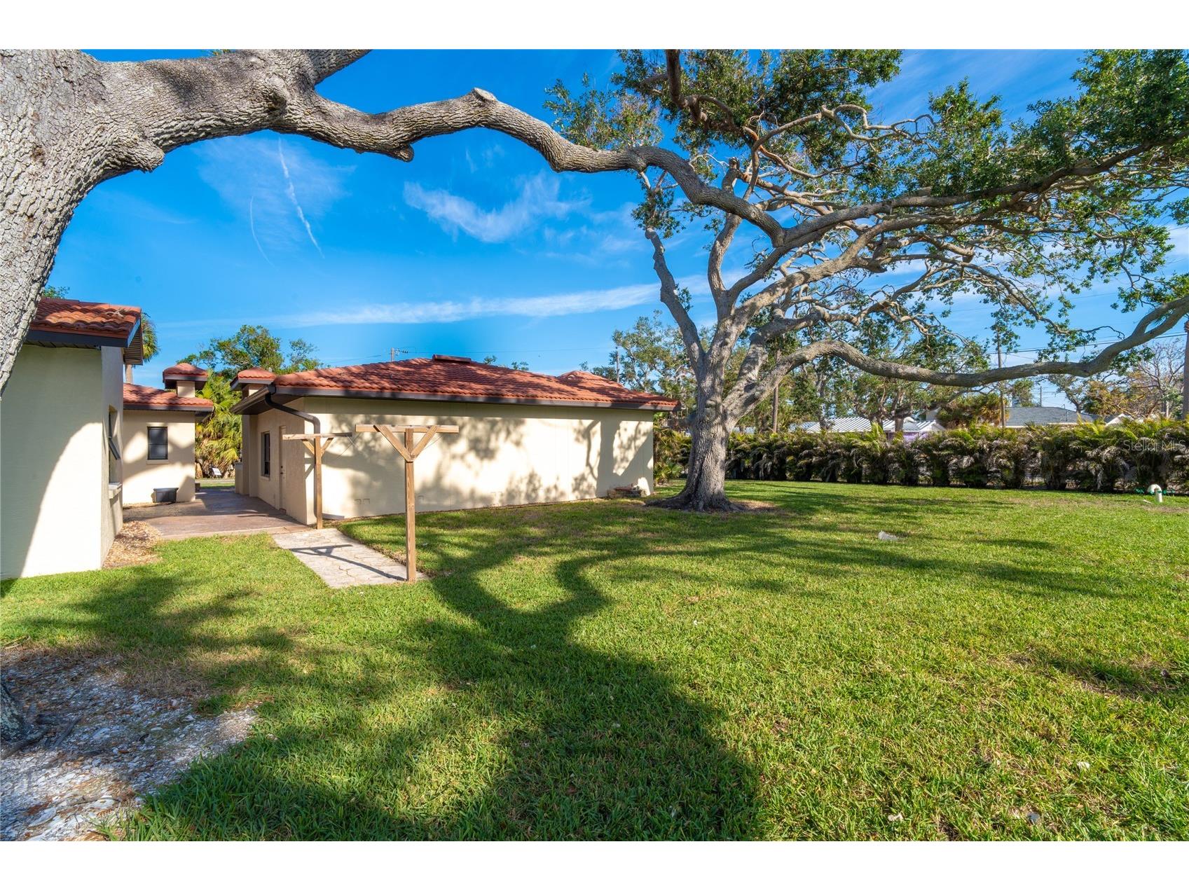 99 W Riverview Avenue Englewood FL 34223 - LEMON BAY D6139555 image8
