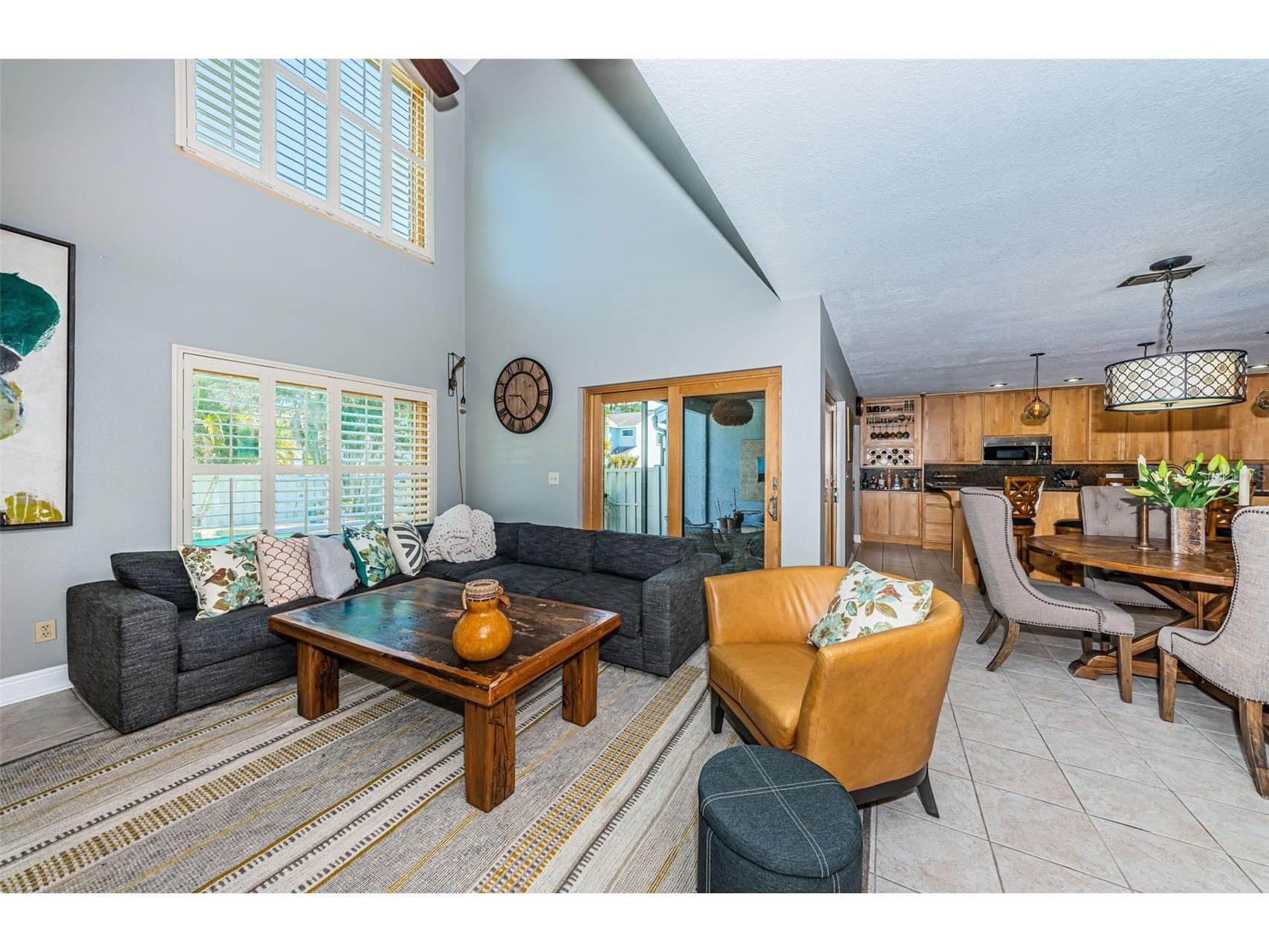 990 San Carlos Court NE Saint Petersburg FL 33702 TB8468554 image10