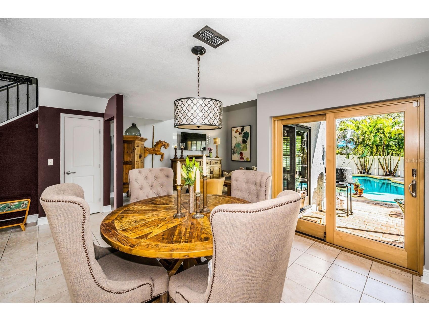 990 San Carlos Court NE Saint Petersburg FL 33702 TB8468554 image13