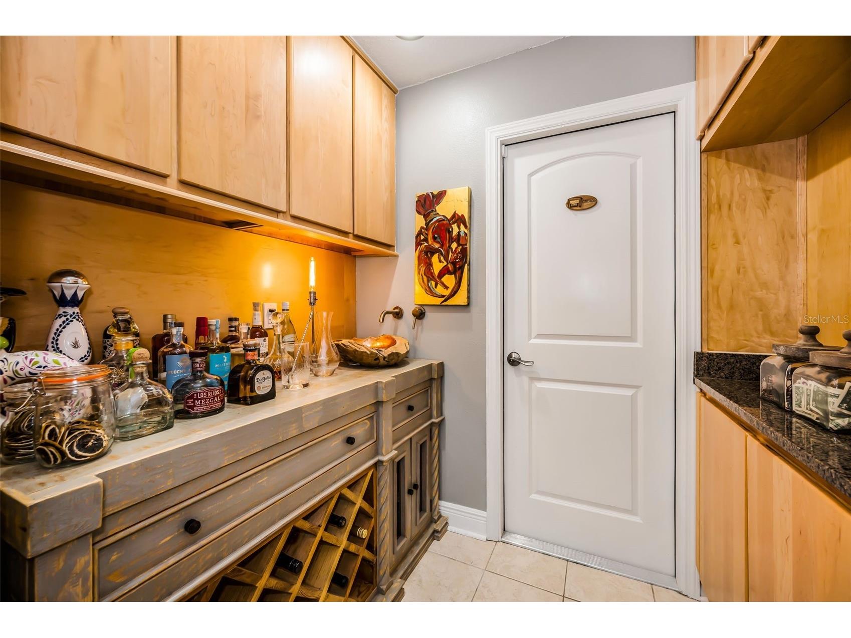 990 San Carlos Court NE Saint Petersburg FL 33702 TB8468554 image18