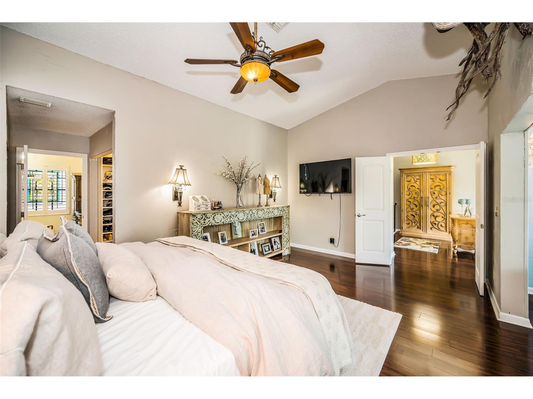 990 San Carlos Court NE Saint Petersburg FL 33702 TB8468554 image34