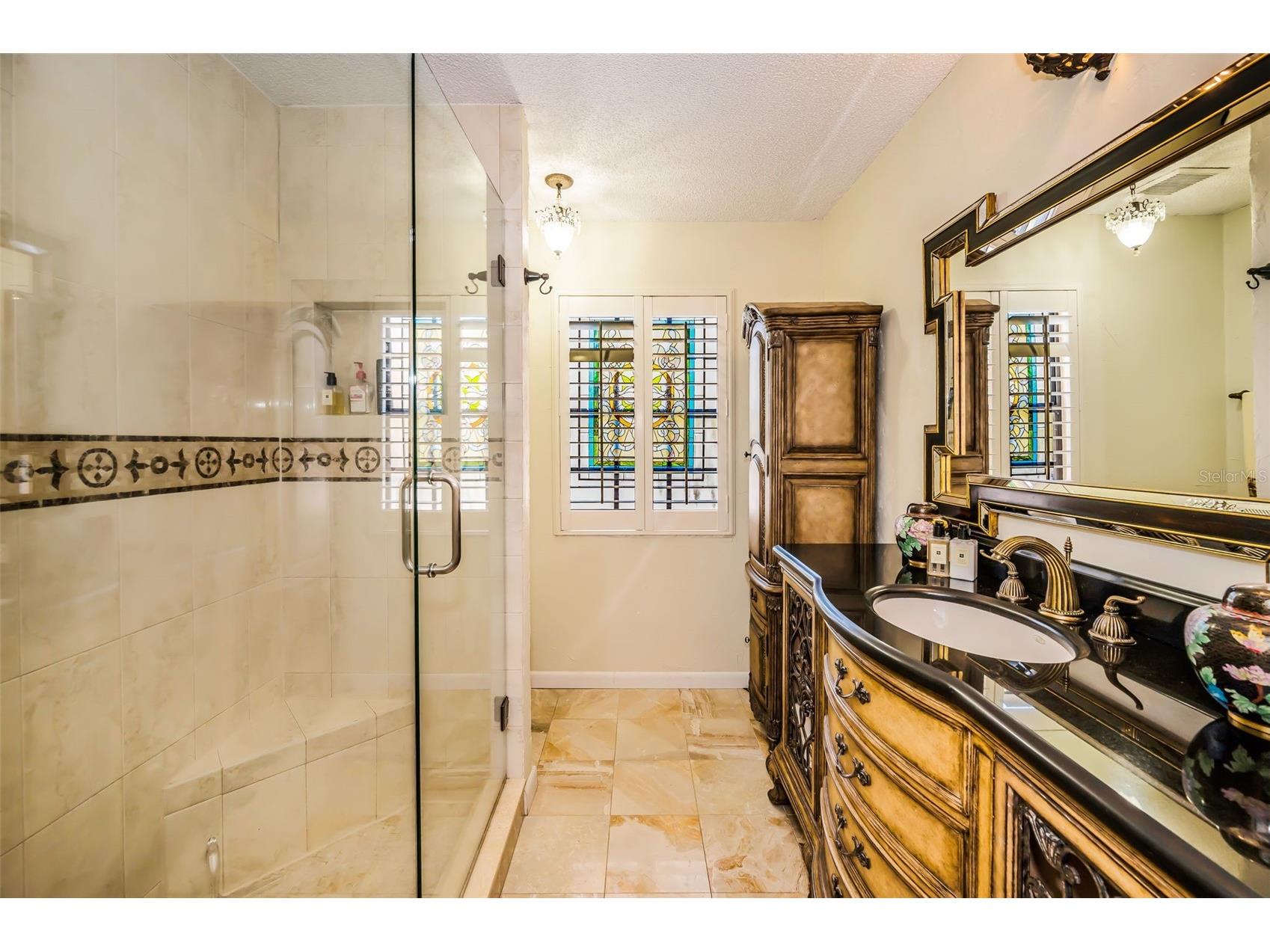 990 San Carlos Court NE Saint Petersburg FL 33702 TB8468554 image37