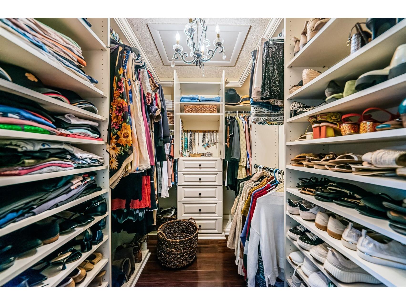 990 San Carlos Court NE Saint Petersburg FL 33702 TB8468554 image39