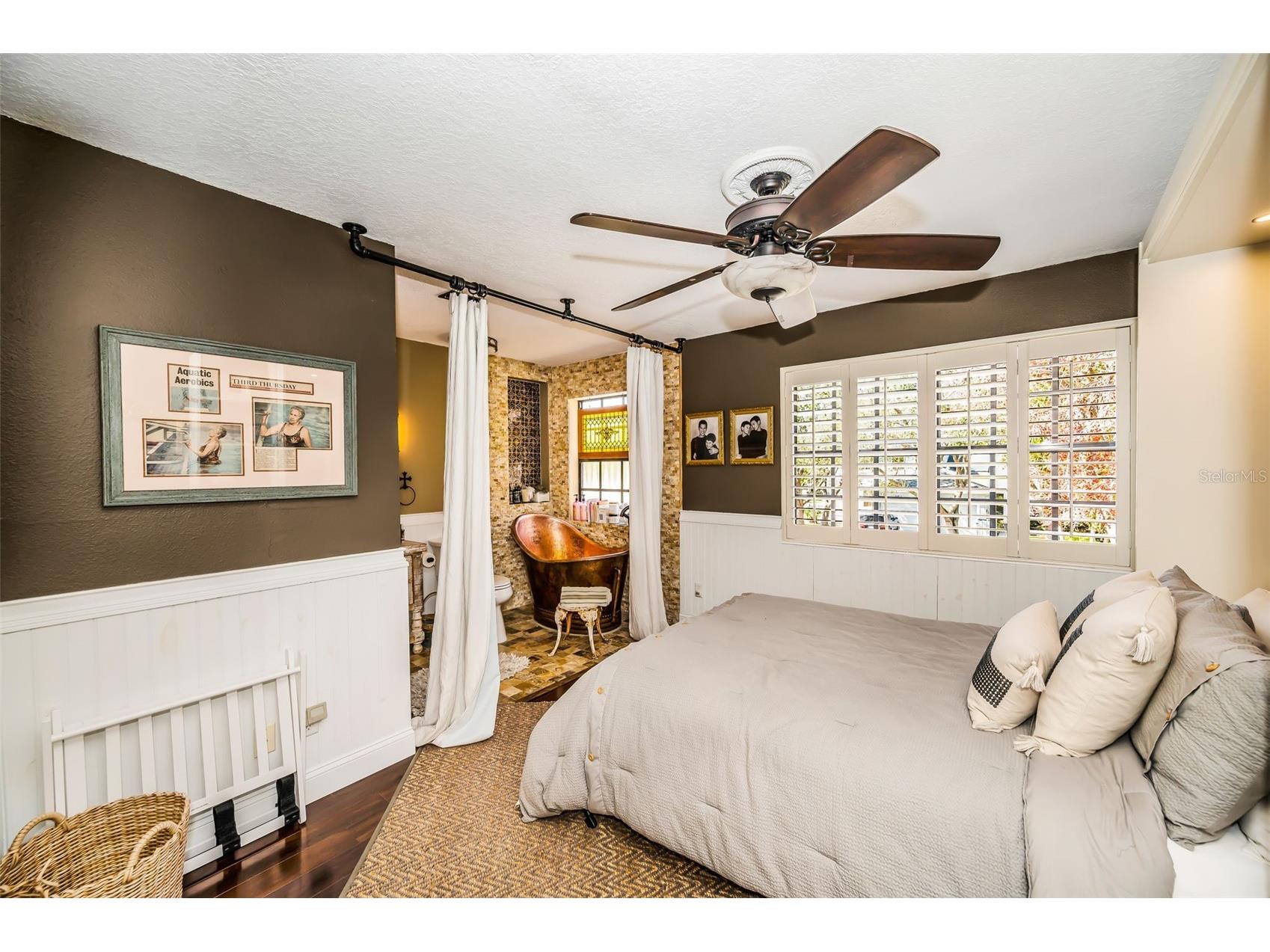 990 San Carlos Court NE Saint Petersburg FL 33702 TB8468554 image41