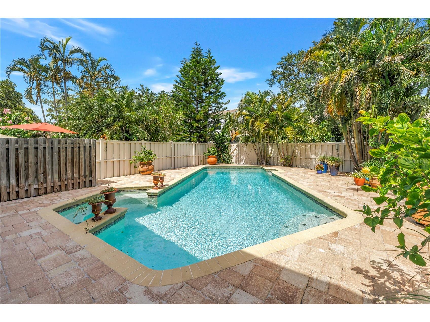 990 San Carlos Court NE Saint Petersburg FL 33702 TB8521003 image13