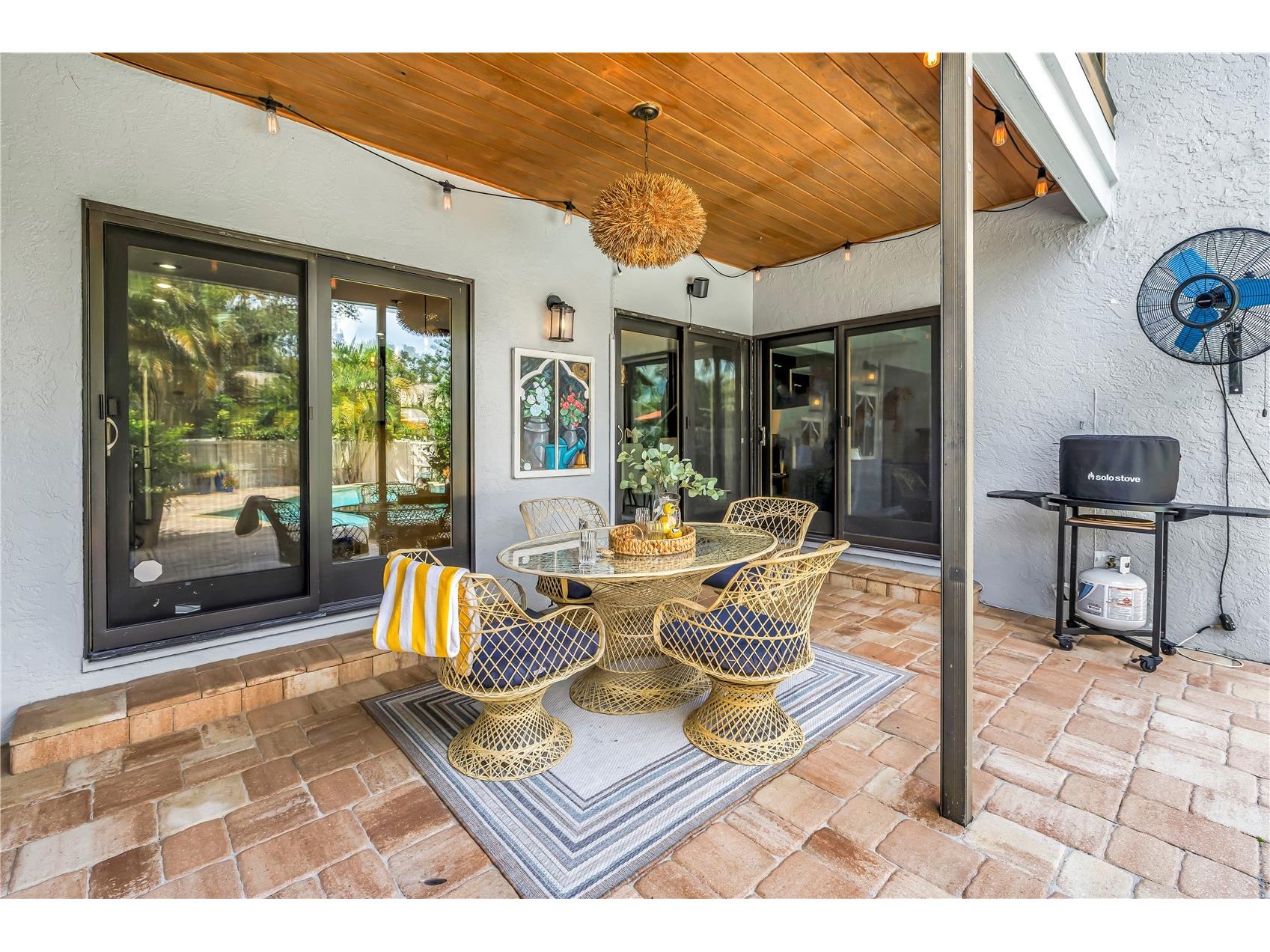 990 San Carlos Court NE Saint Petersburg FL 33702 TB8521003 image14