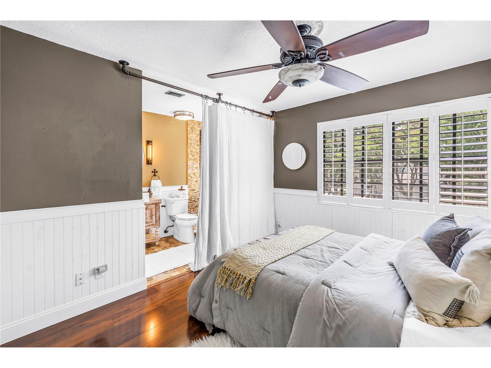 990 San Carlos Court NE Saint Petersburg FL 33702 TB8521003 image21
