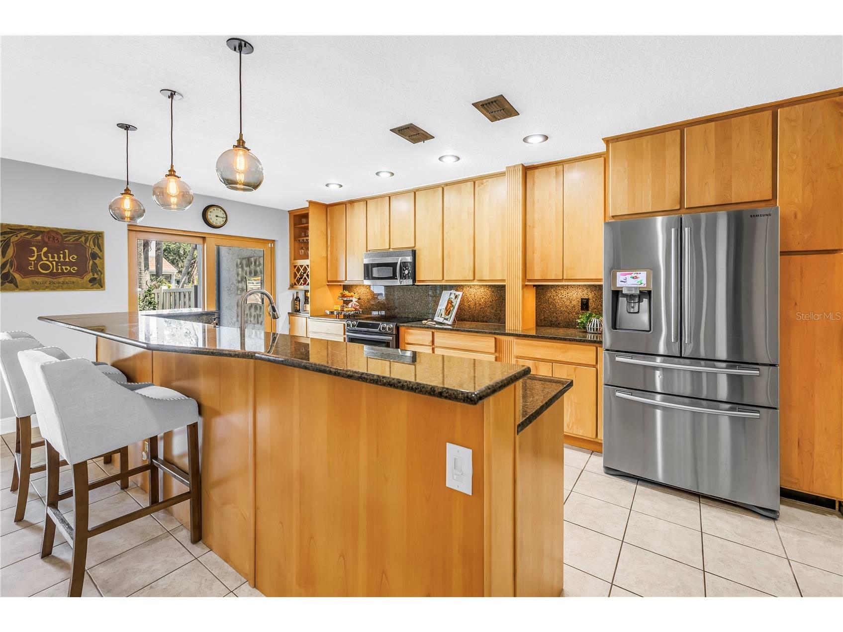 990 San Carlos Court NE Saint Petersburg FL 33702 TB8521003 image4