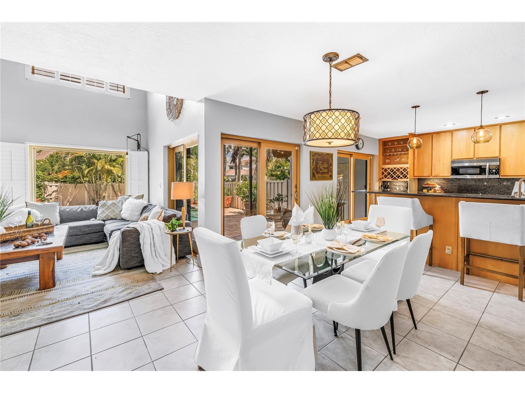990 San Carlos Court NE Saint Petersburg FL 33702 TB8521003 image7
