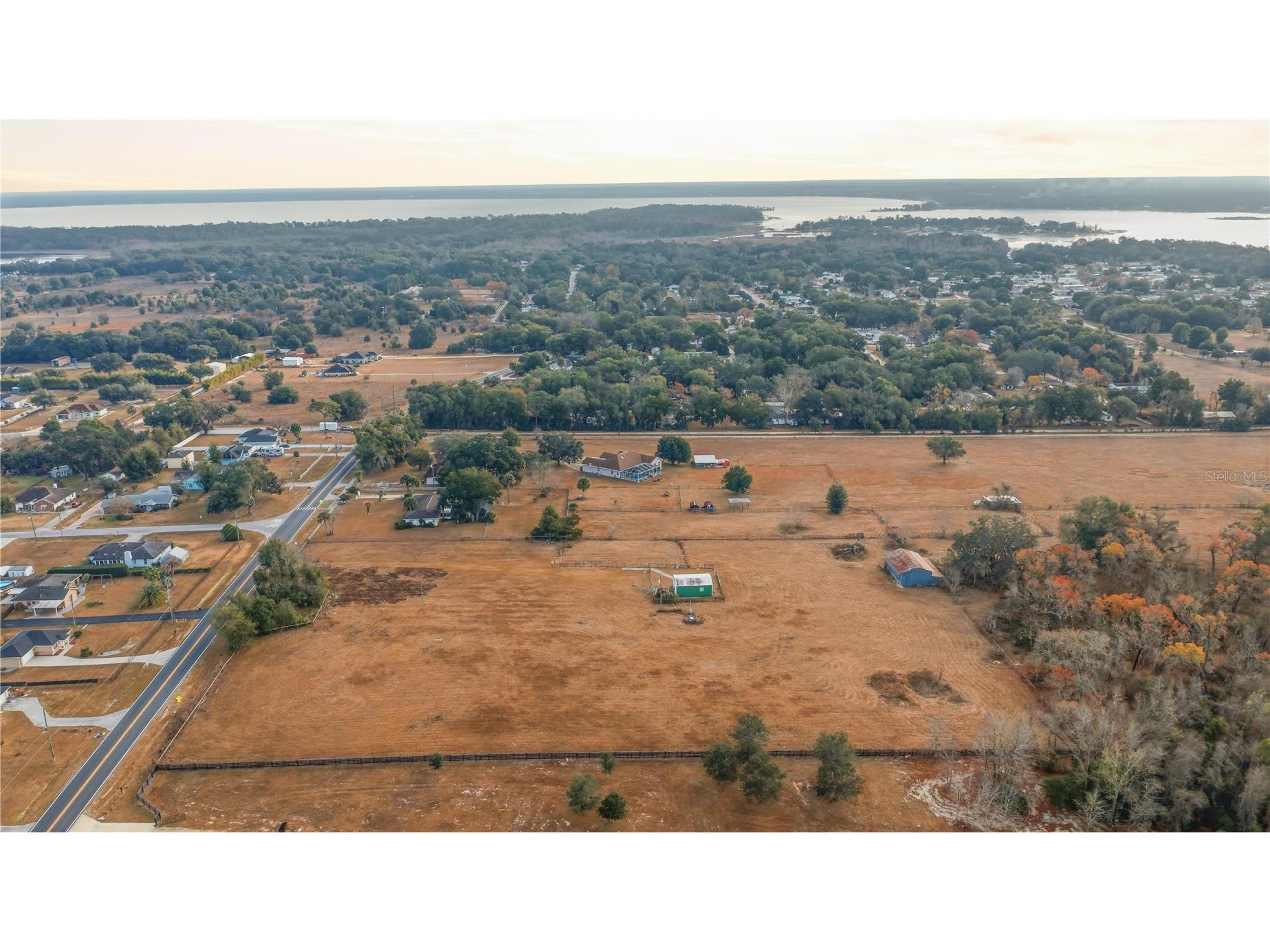 9900 SE Sunset Harbor Road Summerfield FL 34491 OM717282 image32
