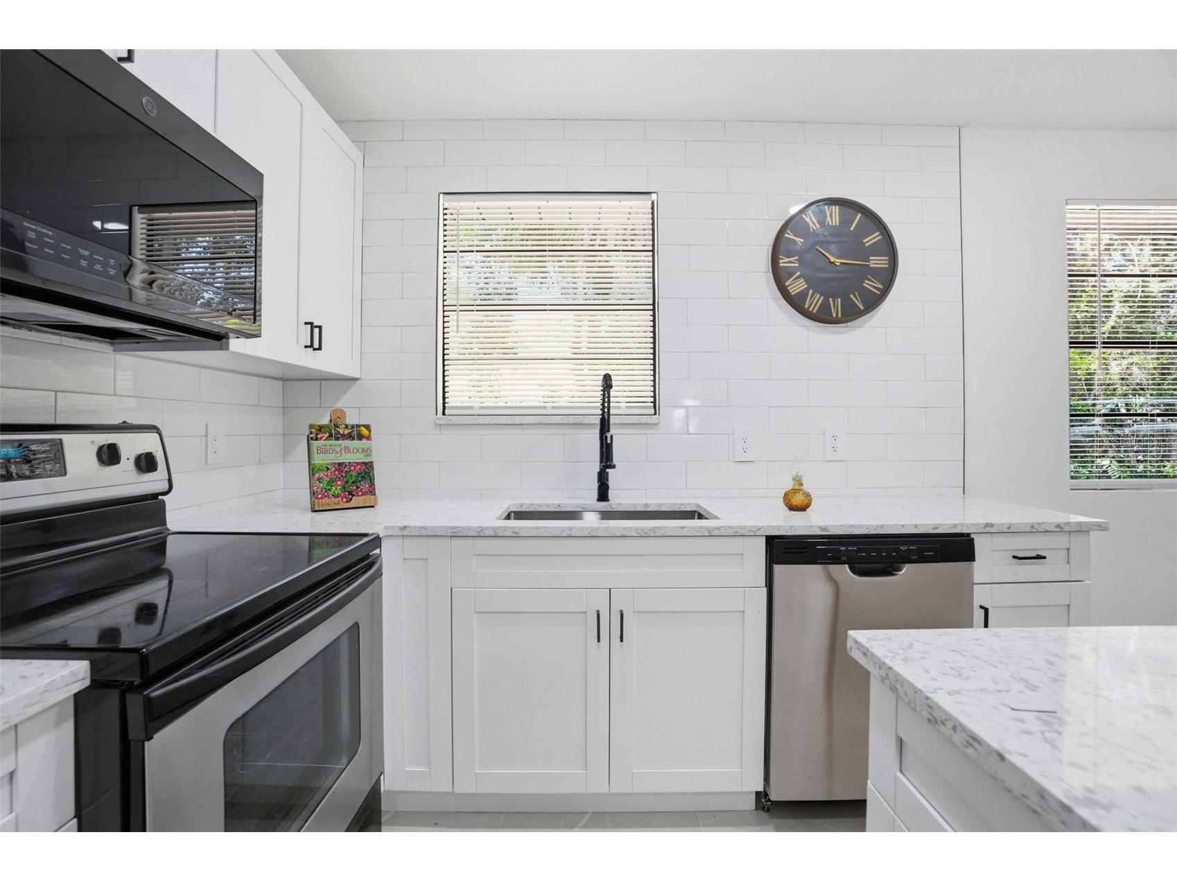 9900 W Riverwood Drive Crystal River FL 34428 - LAKE ROUSSEAU W7885940 image30