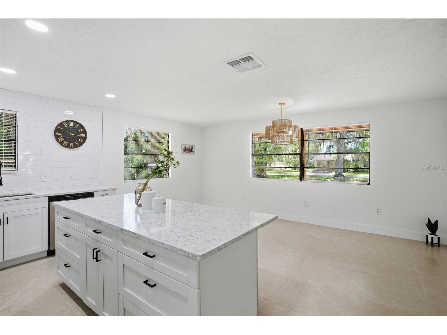 9900 W Riverwood Drive Crystal River FL 34428 - LAKE ROUSSEAU W7885940 image34