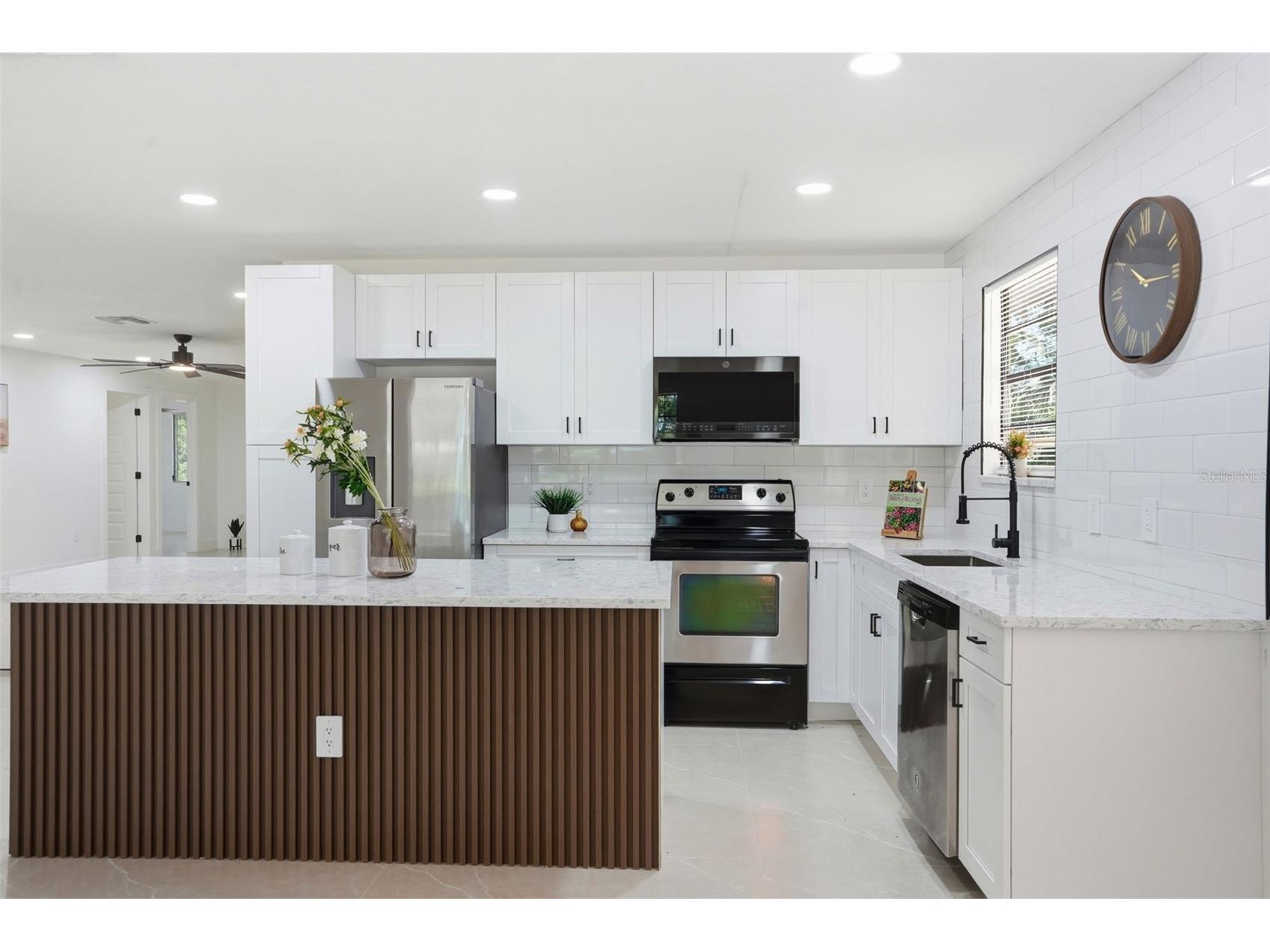 9900 W Riverwood Drive Crystal River FL 34428 - LAKE ROUSSEAU W7885940 image40