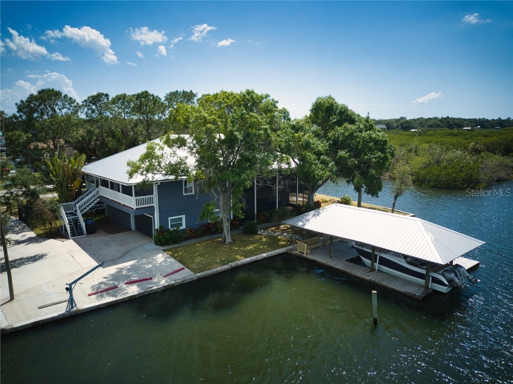 9901 Bay Drive Gibsonton FL 33534 - ALAFIA RIVER T3441917 image1