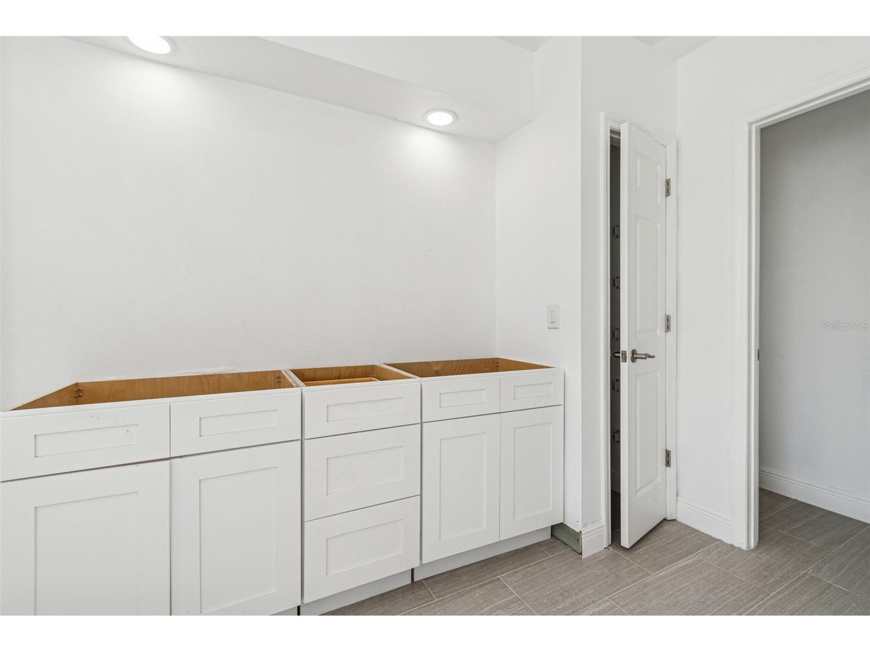 9903 Bennington Drive Tampa FL 33626 TB8464964 image76