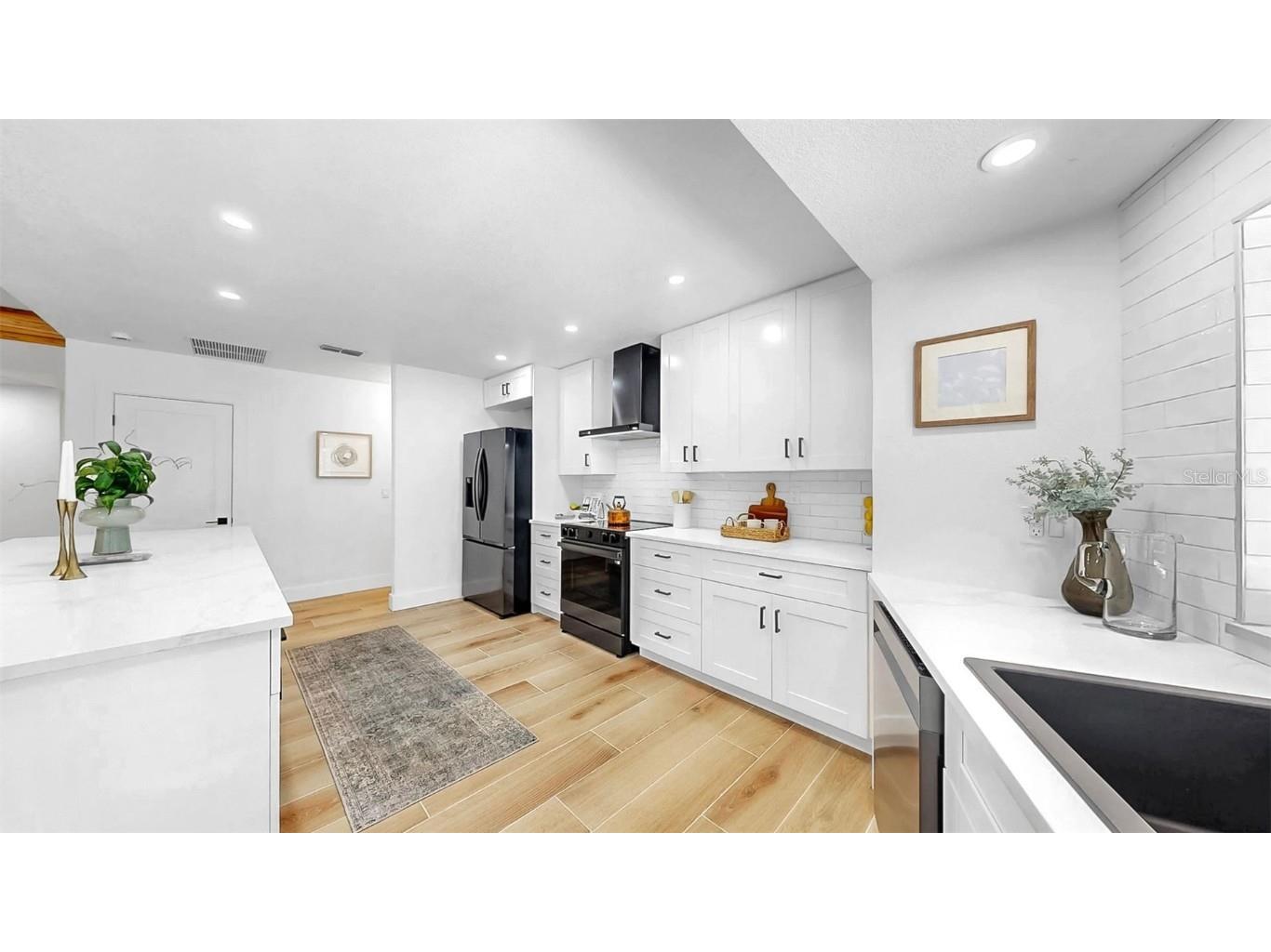 9903 Saddle Road Tampa FL 33626 TB8394860 image20