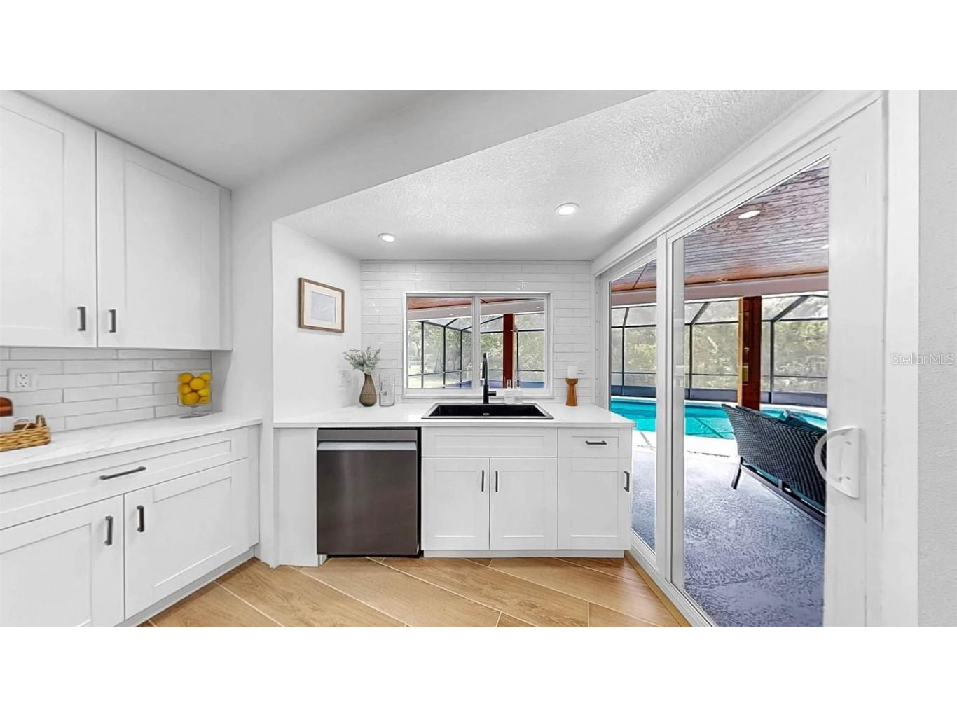 9903 Saddle Road Tampa FL 33626 TB8394860 image21