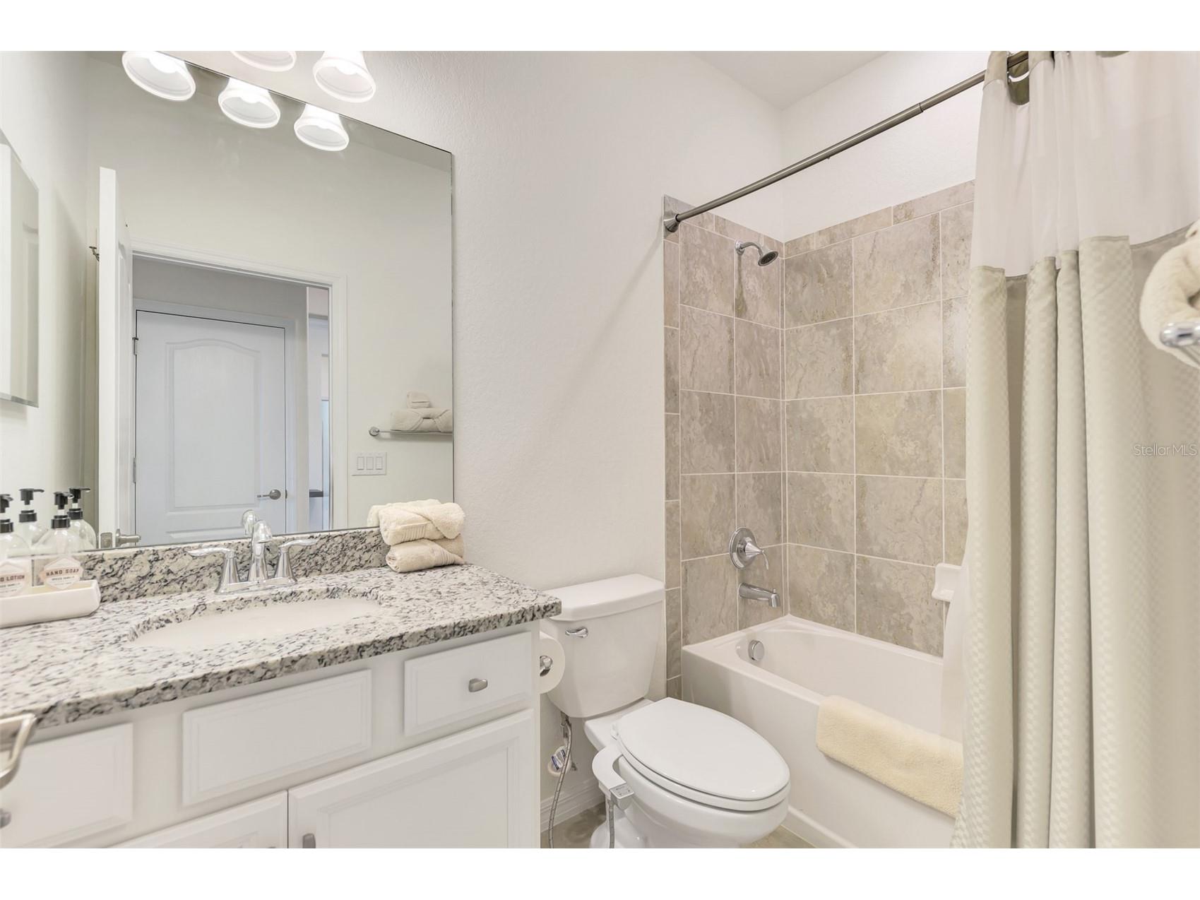 9903 Wingood Drive Venice FL 34292 N6144694 image42