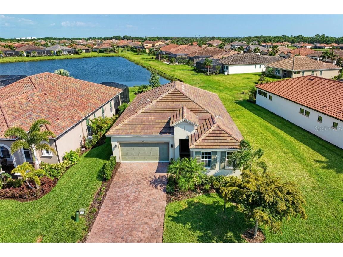 9904 Marbella Drive Bradenton FL 34211 U8200821 image1