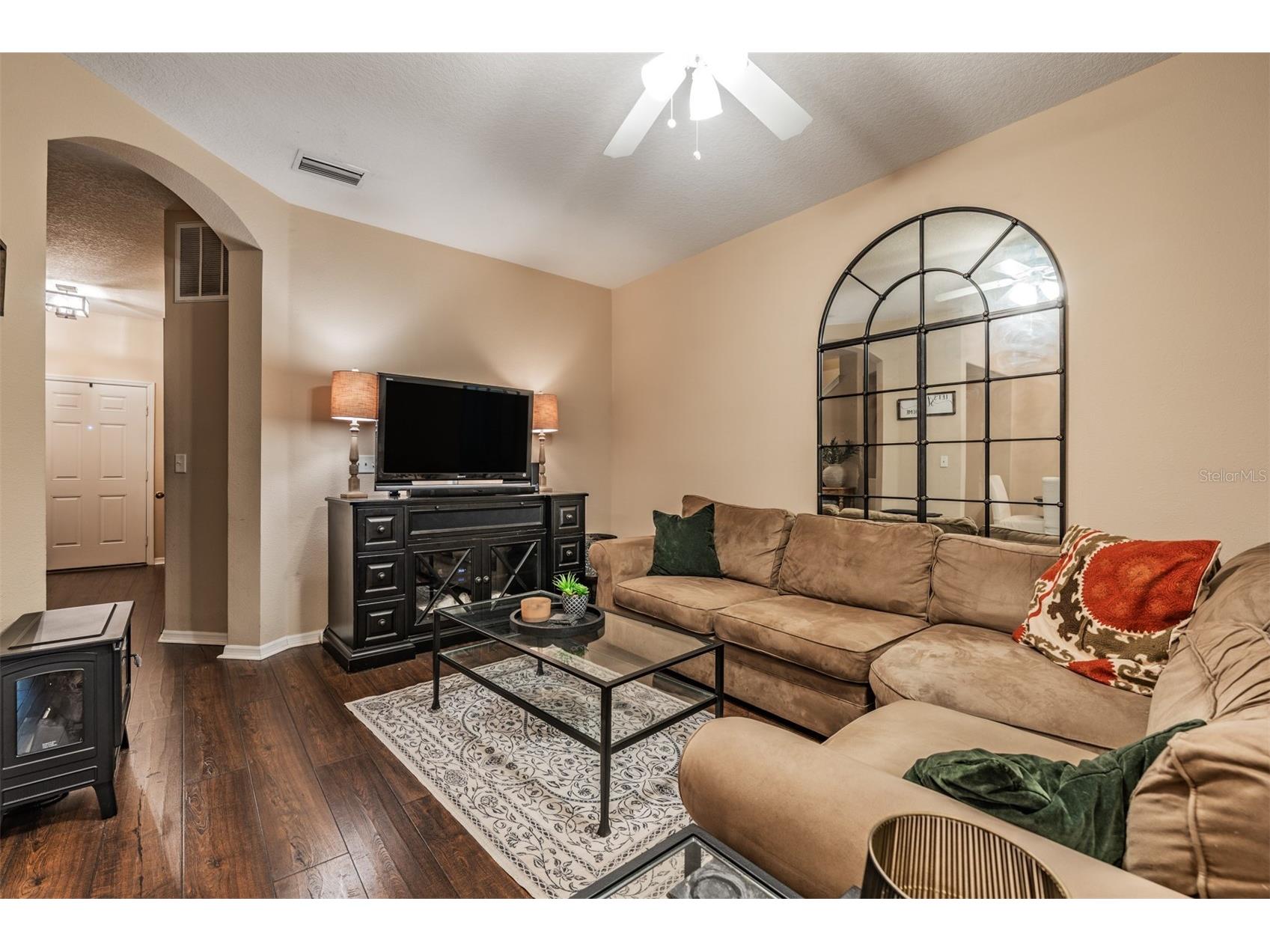 9904 Palermo Breeze Way Tampa FL 33619 TB8494374 image10