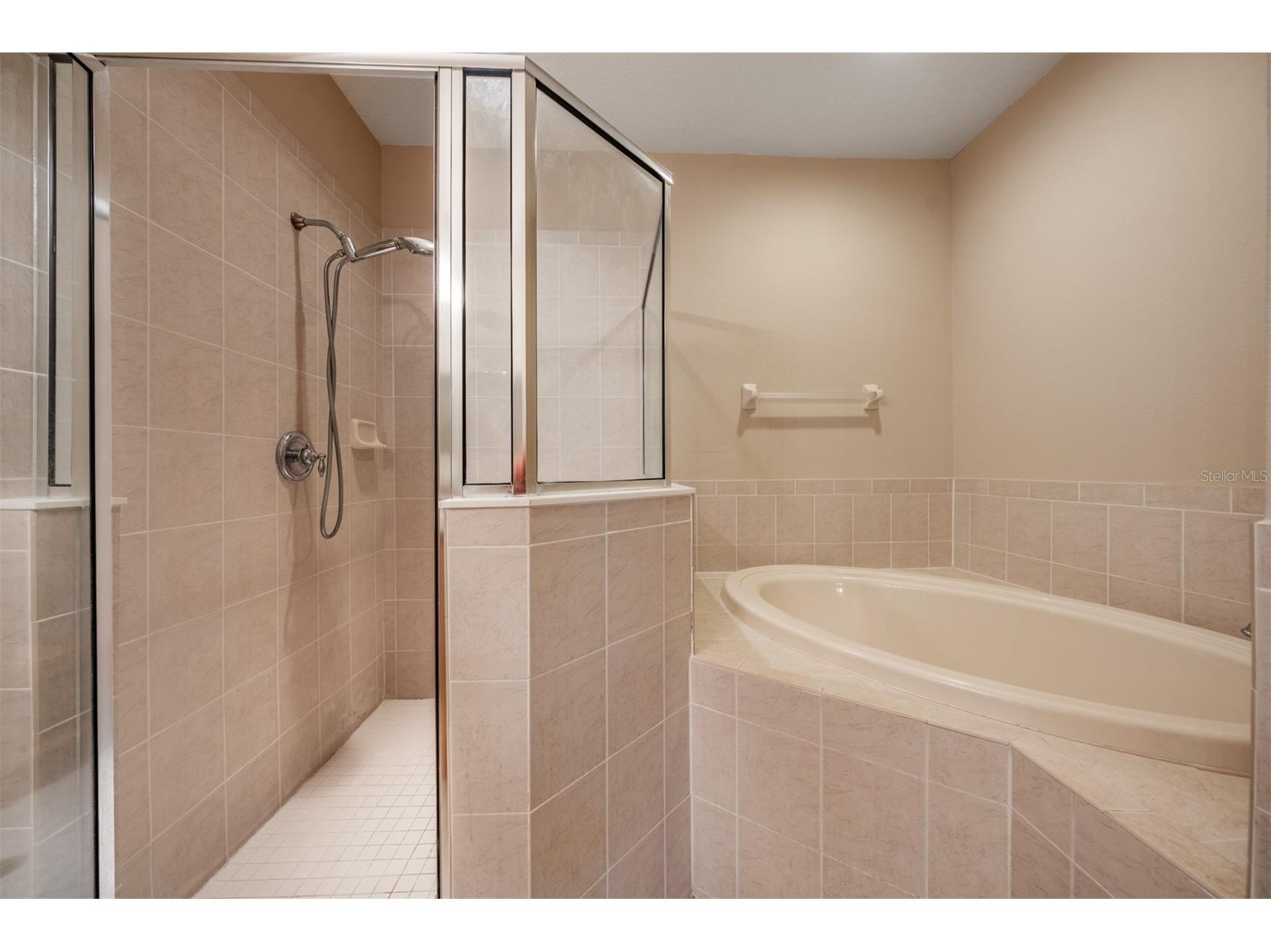 9904 Palermo Breeze Way Tampa FL 33619 TB8494374 image26