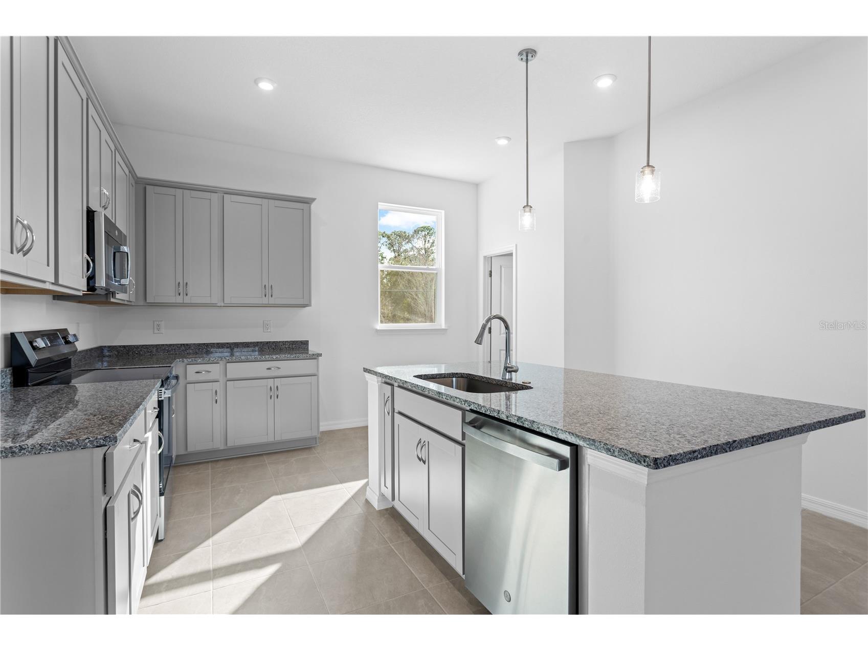 9906 Tate Lane Westchase FL 33626 TB8479404 image16