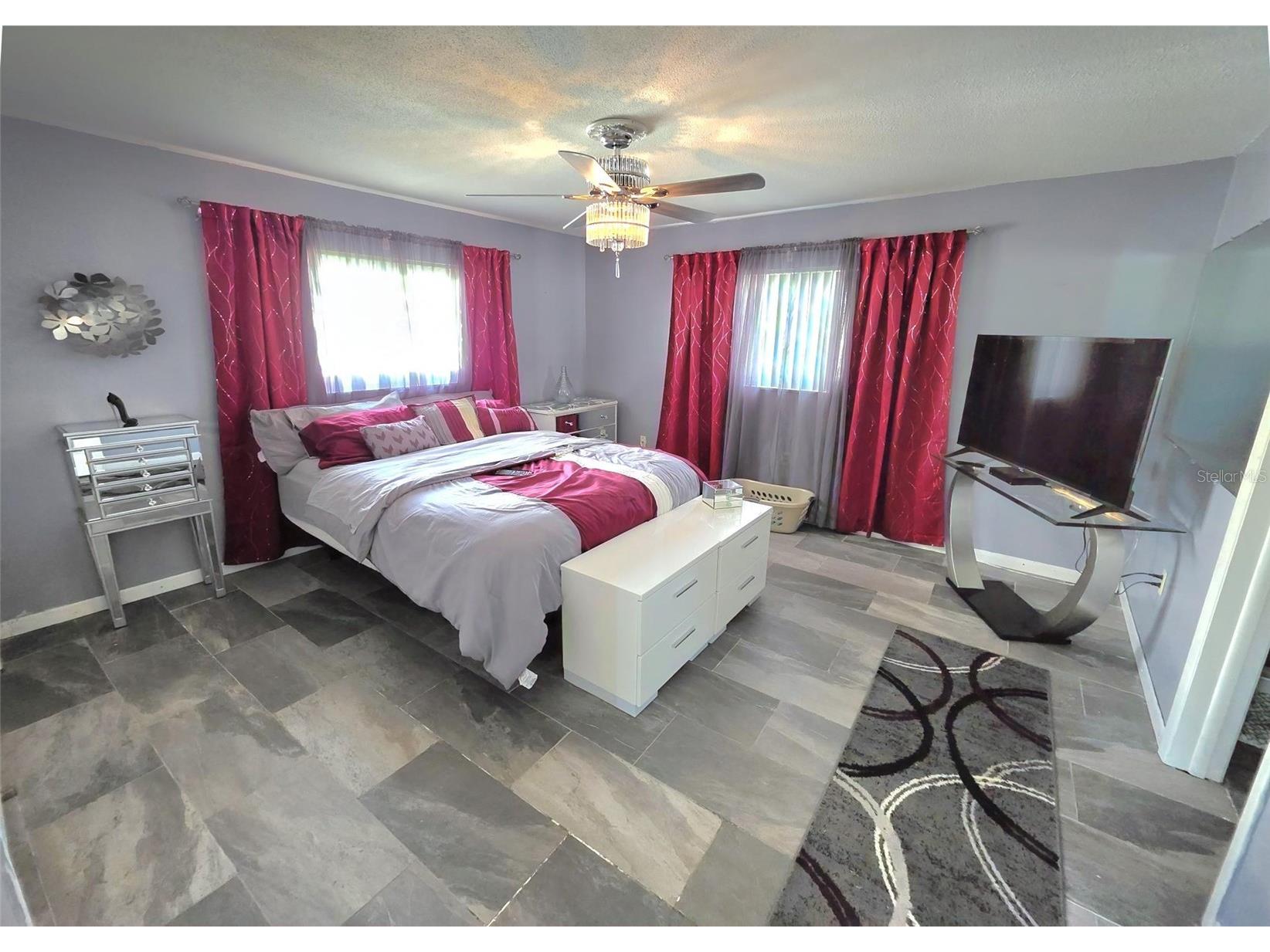 9907 Dahlia Street N Pinellas Park FL 33782 TB8462218 image10