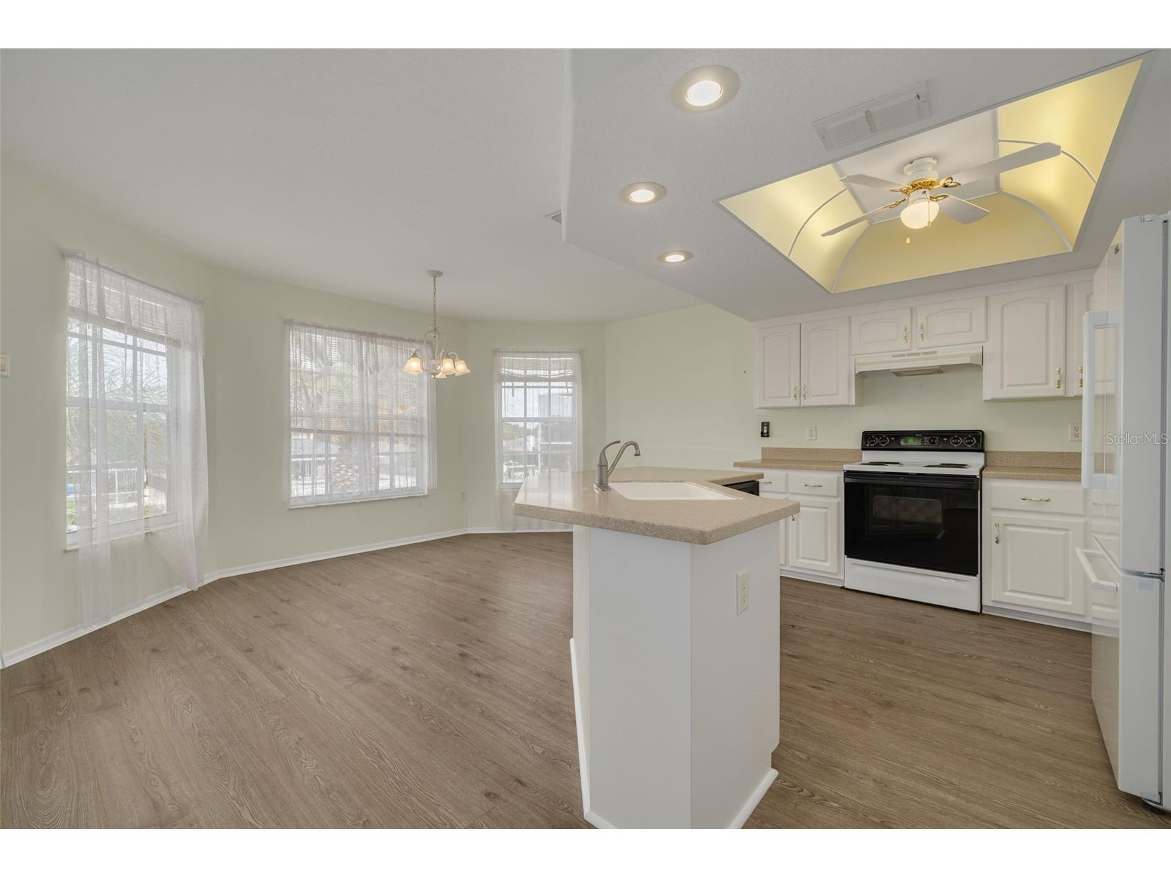 9908 San Sierra Way Port Richey FL 34668 TB8517755 image14