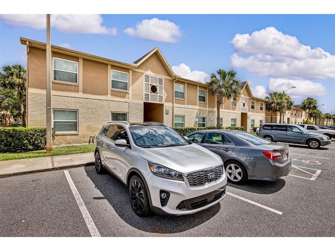 9909 Sweepstakes Lane #6 Orlando FL 32837 S5089000 image1