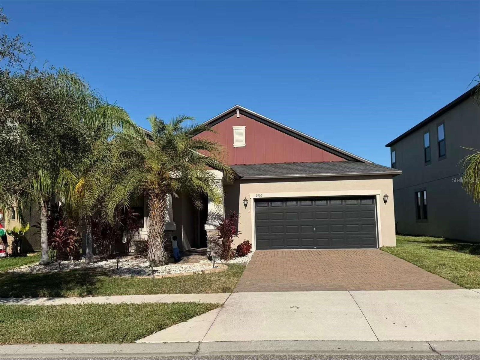 9909 Victory Gallop Loop Ruskin FL 33573 TB8462621 image17