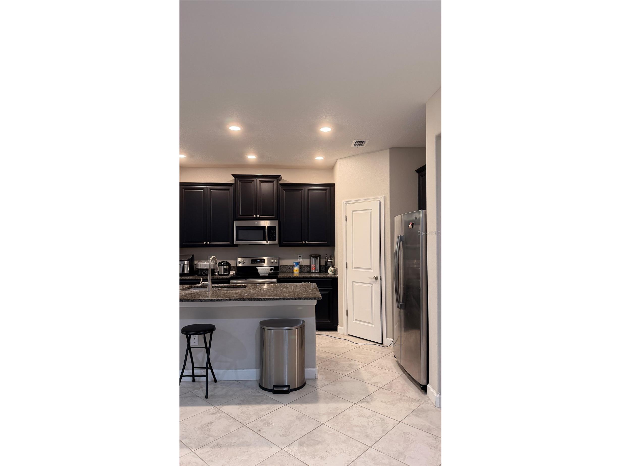 9909 Victory Gallop Loop Ruskin FL 33573 TB8462621 image3