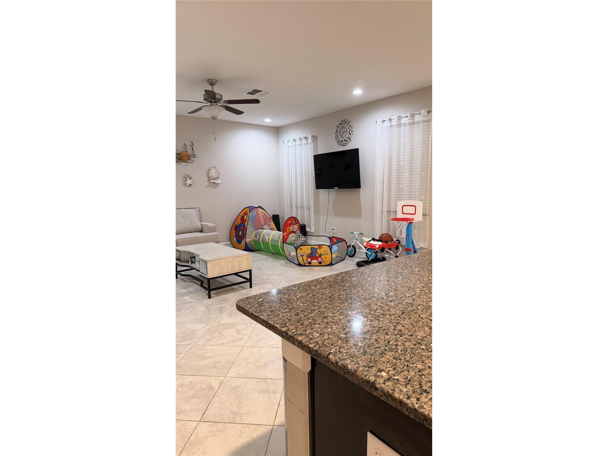 9909 Victory Gallop Loop Ruskin FL 33573 TB8462621 image4