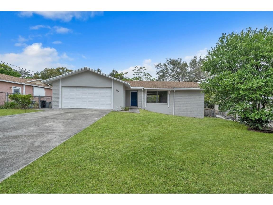 991 Sunrise Drive Tarpon Springs FL 34689 T3497875 image1