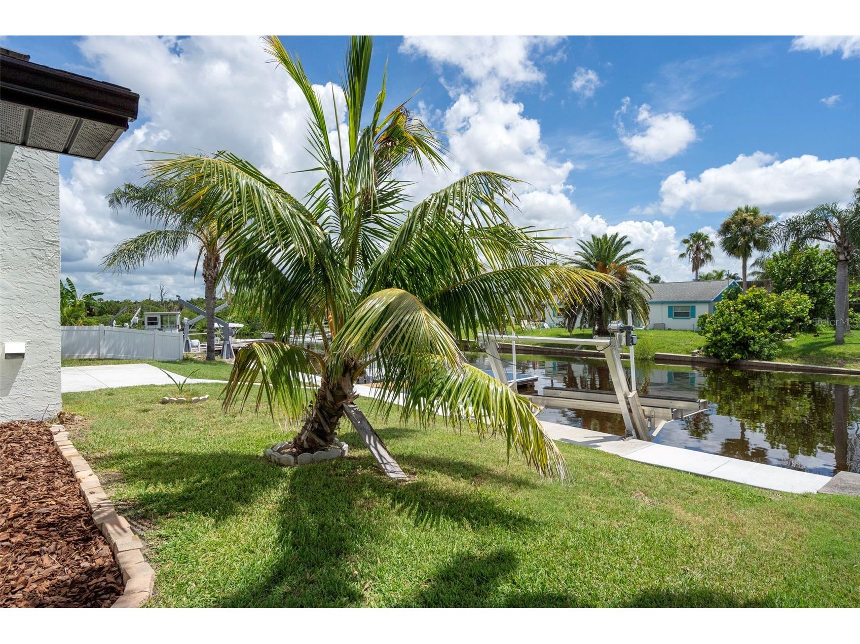 9910 Island Harbor Drive #A Port Richey FL 34668 TB8466163 image50