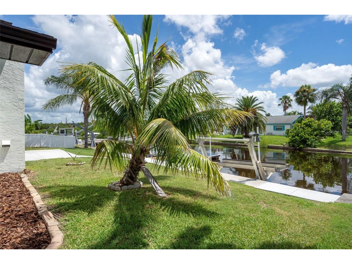 9910 Island Harbor Drive Port Richey FL 34668 TB8416352 image41