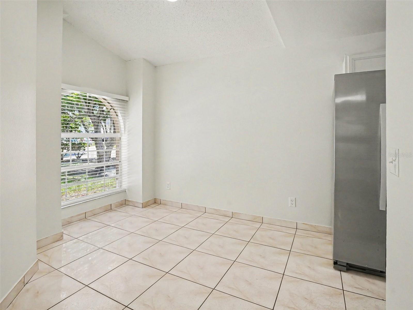 9910 N Dean Oaks Court Orlando FL 32825 O6411843 image2