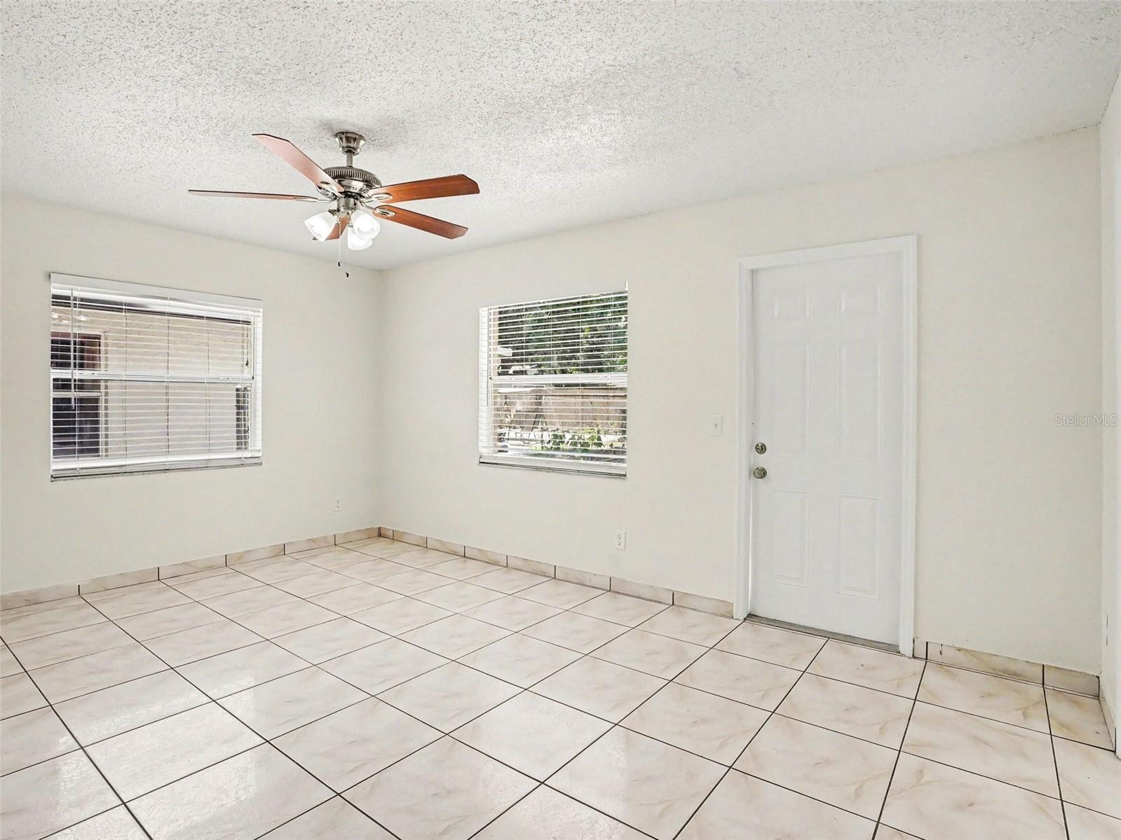 9910 N Dean Oaks Court Orlando FL 32825 O6411843 image3