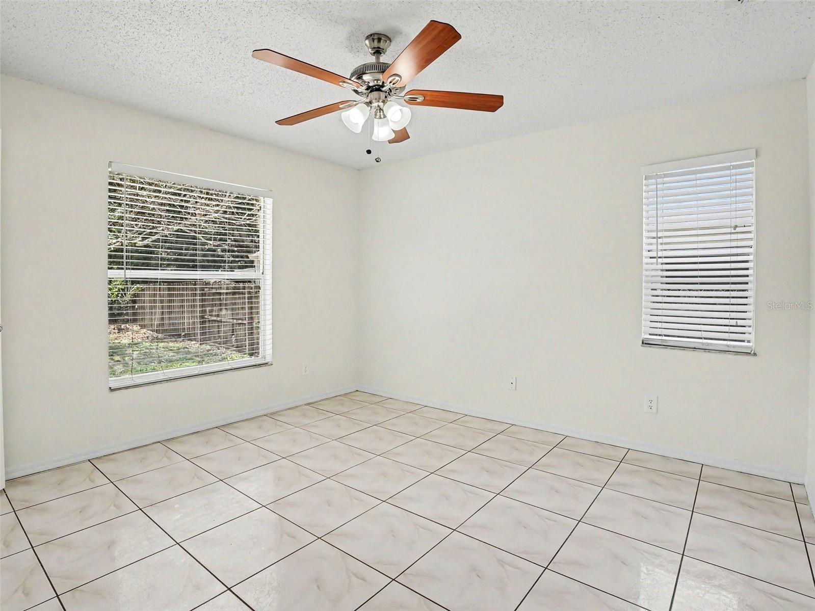 9910 N Dean Oaks Court Orlando FL 32825 O6411843 image5