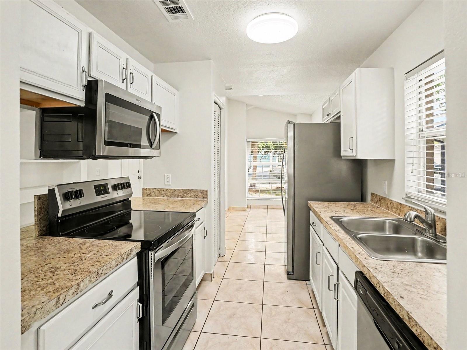 9910 N Dean Oaks Court Orlando FL 32825 O6411843 image6